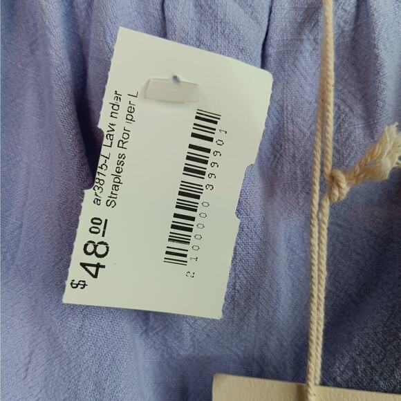 NWT Allie Rose Off The Shoulder Sleeveless Lavender Romper Size L - Picture 4 of 9